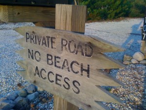 No Beach Access Photo 4