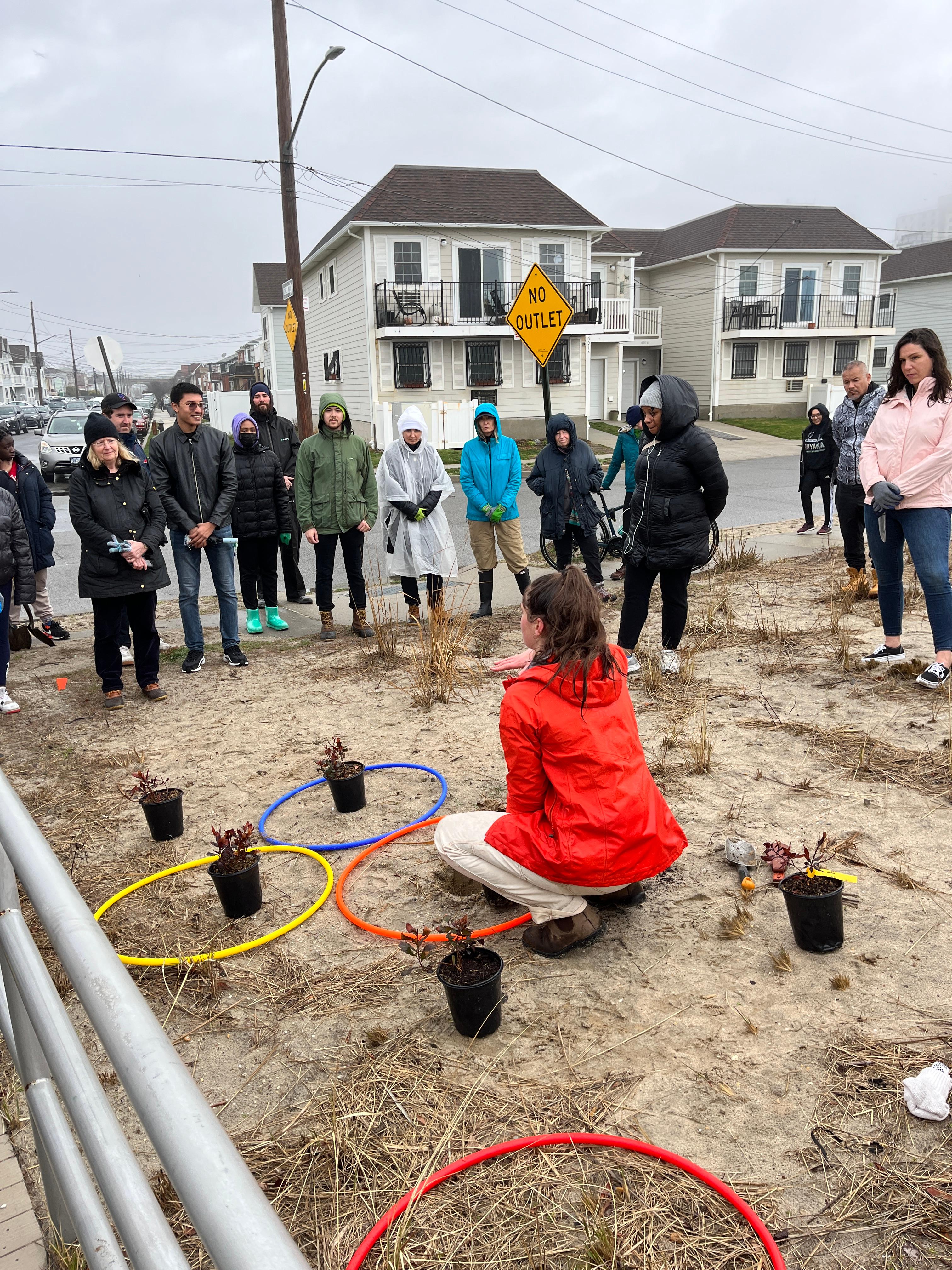 April2023-DunePlanting-3