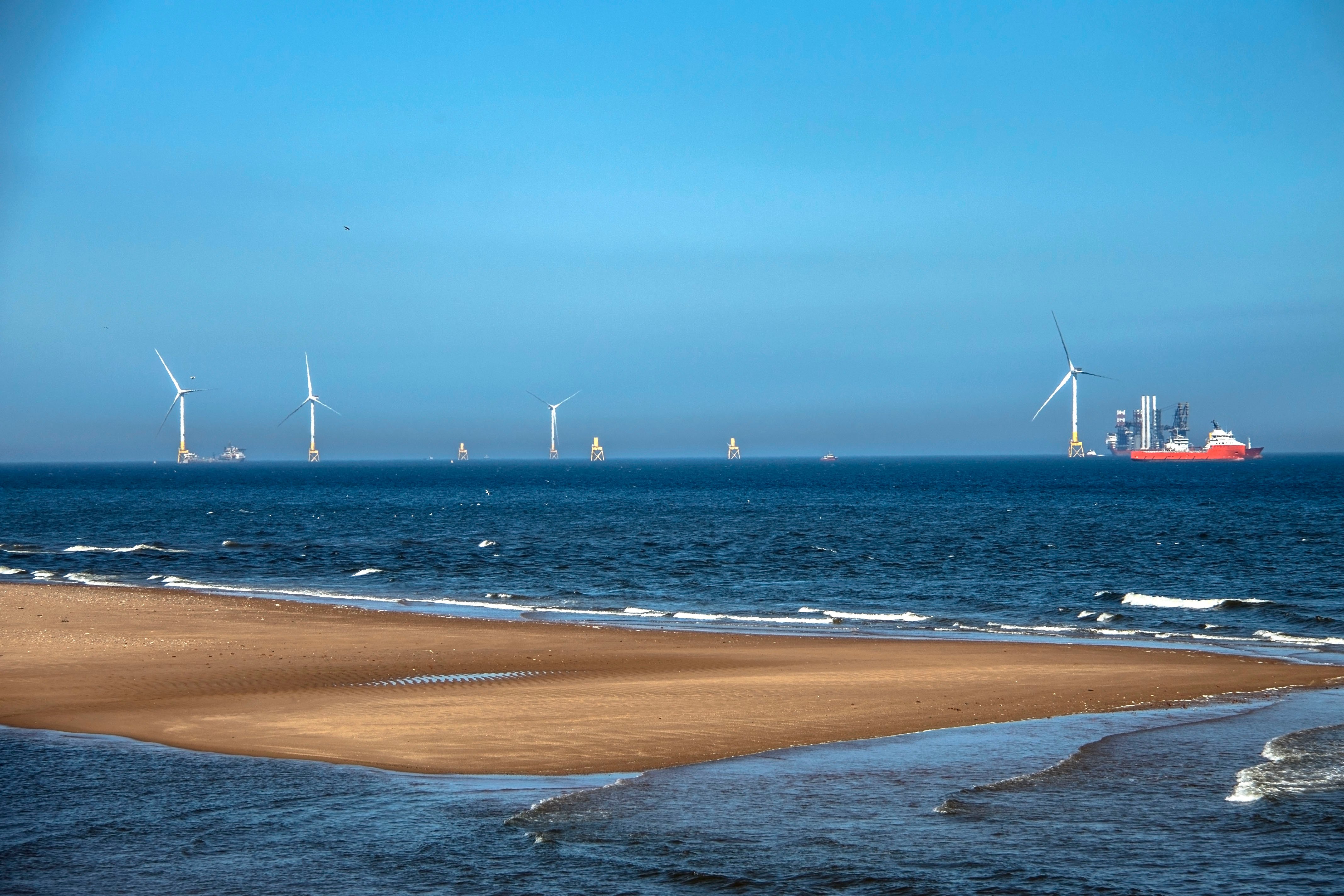 Offshore Wind shutterstock_1086502865