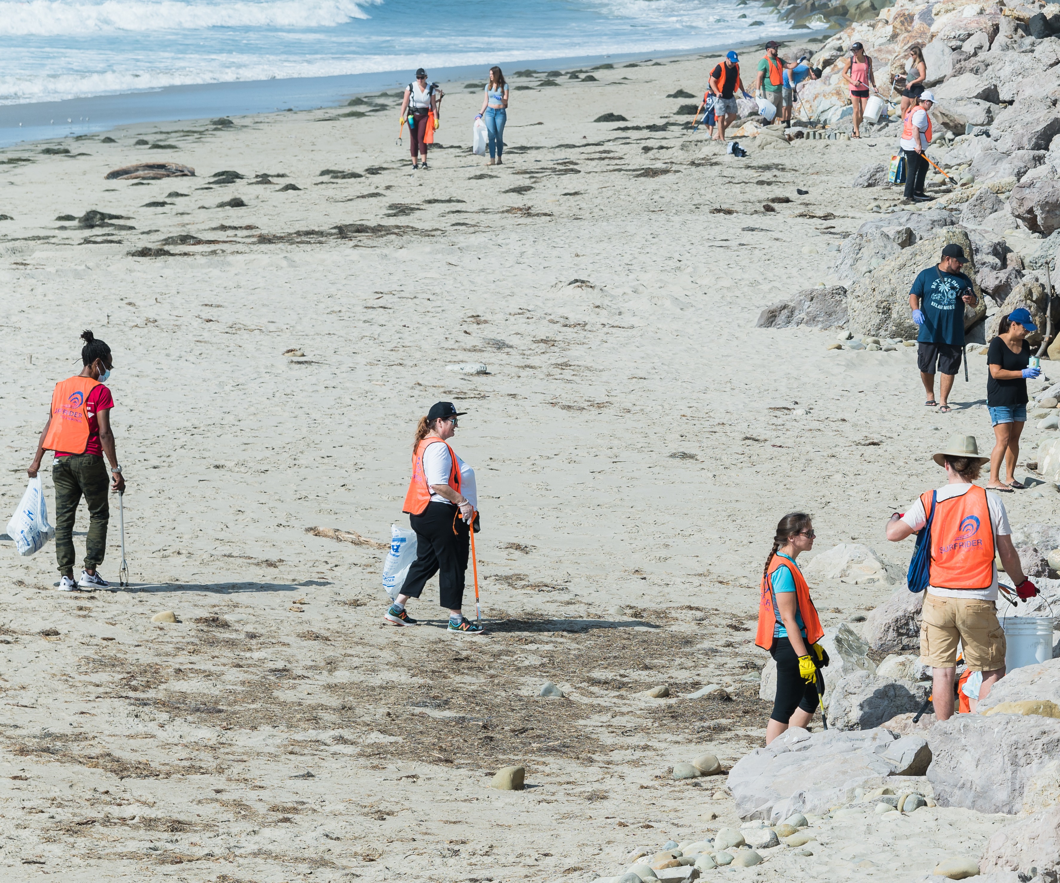 20220917 Surfrider Coastal Cleanup Day-33