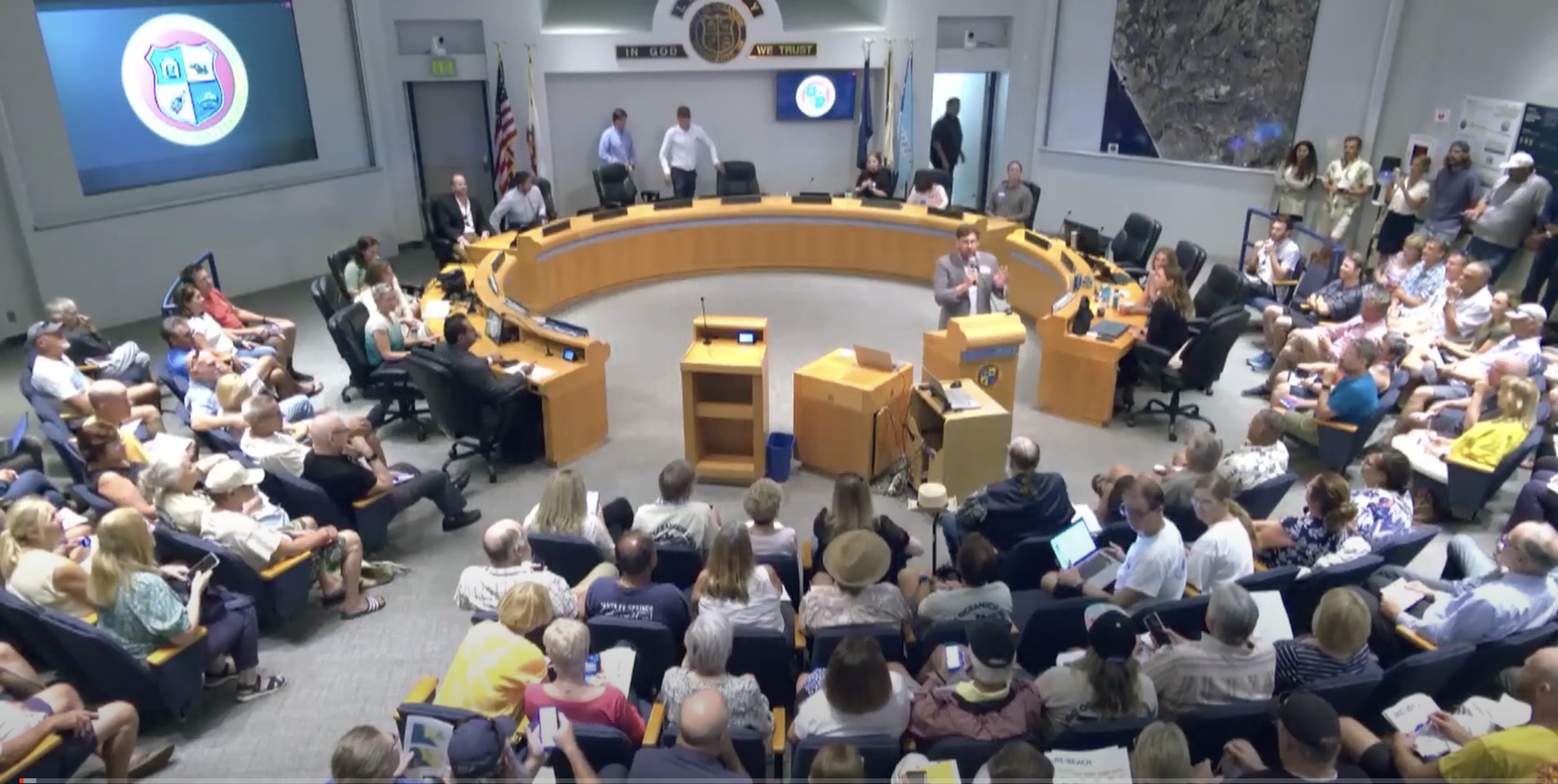 Attendees packed the city council chambers 